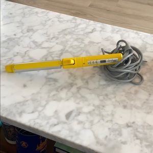 DryBar 3-day bender curling wand 1 inch